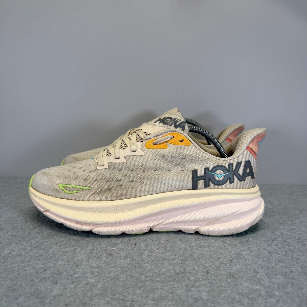 Hoka Clifton 9 Womens Shoes  Size 8 Vanilla Oat Milk Running Senaker 1127896 VLS